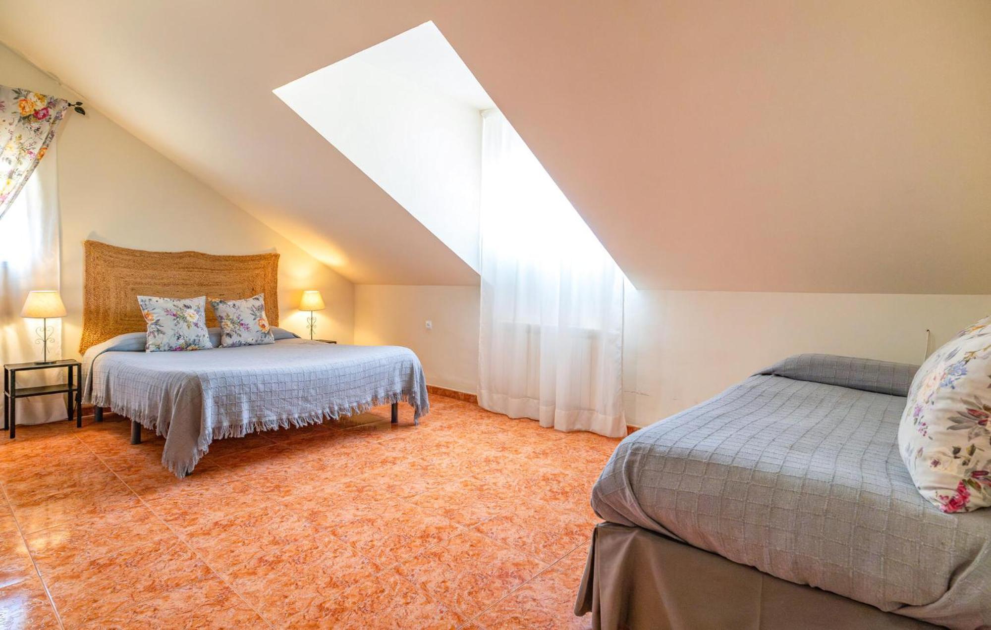 Сasa de vacaciones In With Private Swimming Pool, Be Inside Or Outside *