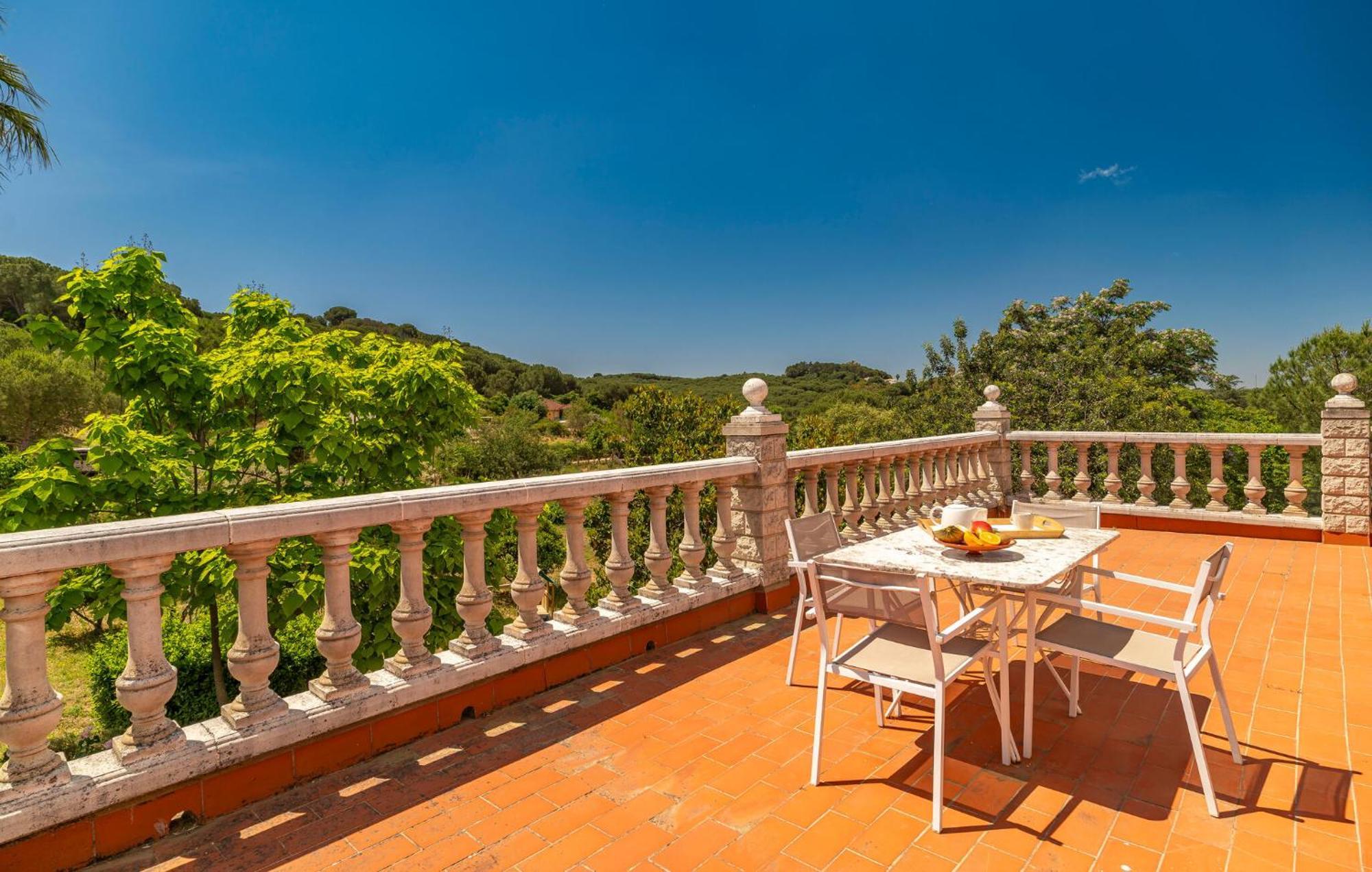 Сasa de vacaciones In With Private Swimming Pool, Be Inside Or Outside