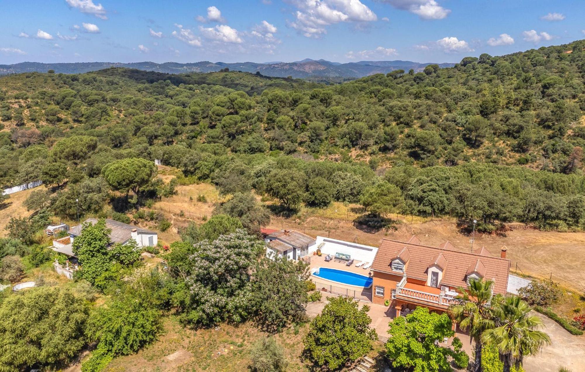 Сasa de vacaciones In With Private Swimming Pool, Be Inside Or Outside *