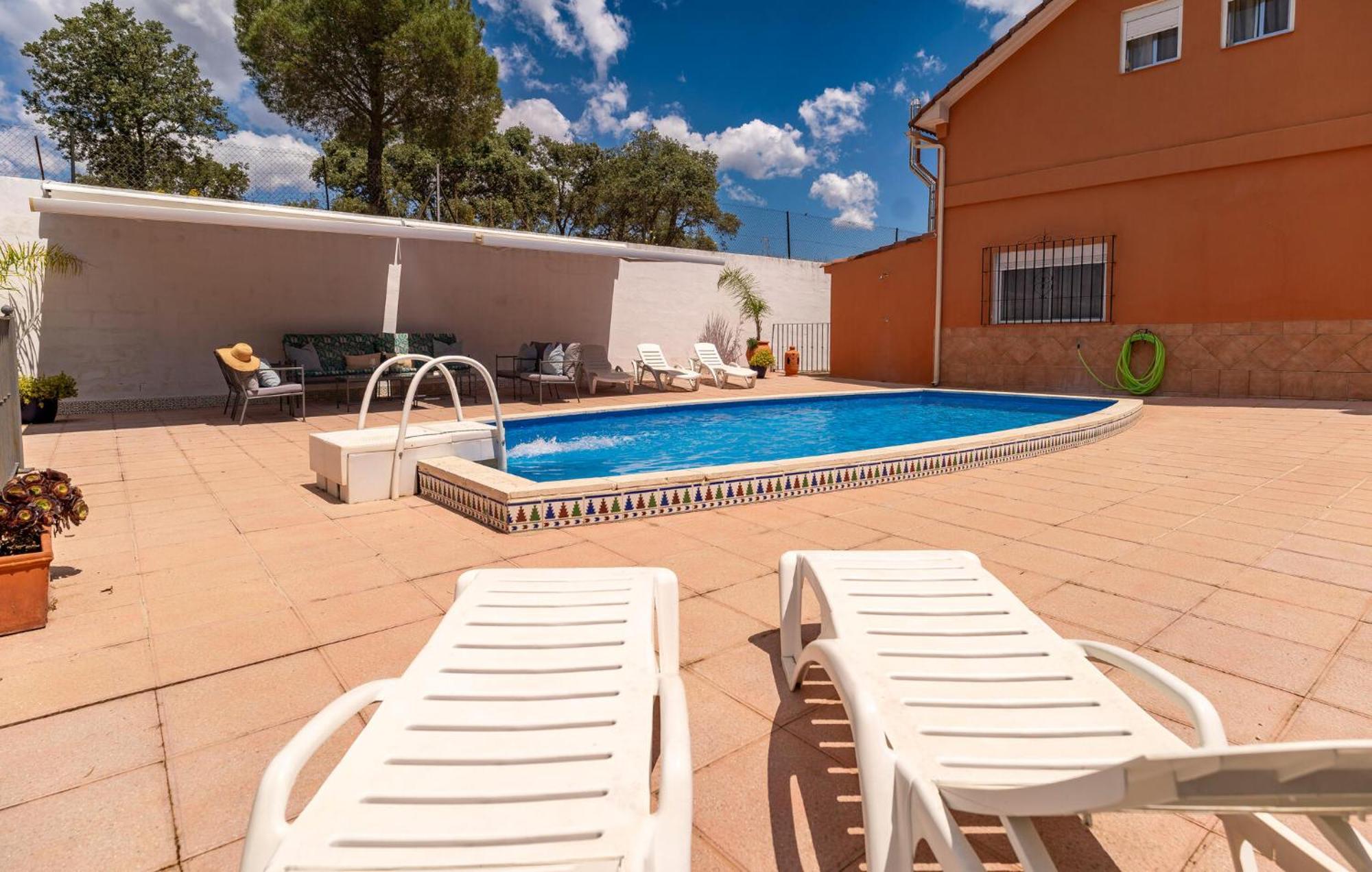 In With Private Swimming Pool, Be Inside Or Outside Сasa de vacaciones *